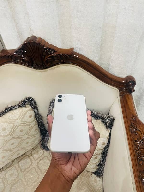 IPHONE 11 64 gb 0