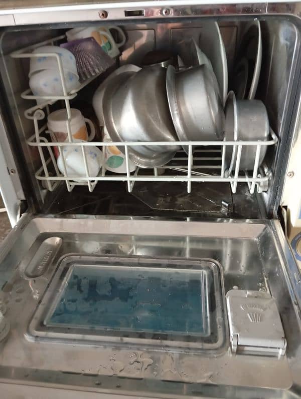 Optra  Counter top dishwasher 4