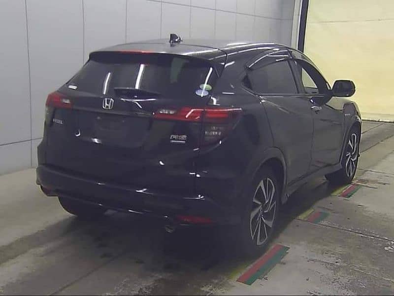 Honda Vezel RS Sensing 2019 10