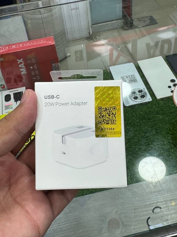 iPhone original adapter 1