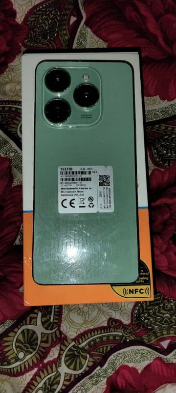 Tecno spark 20 pro 8+8 /256 3