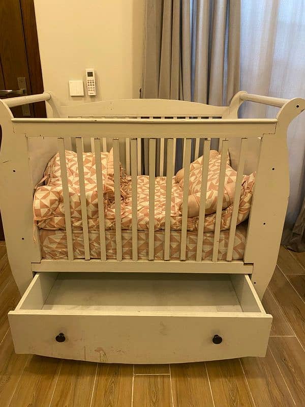 baby bed with 6 inches mattress 1