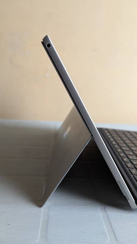 surface pro i7 8th generation 1