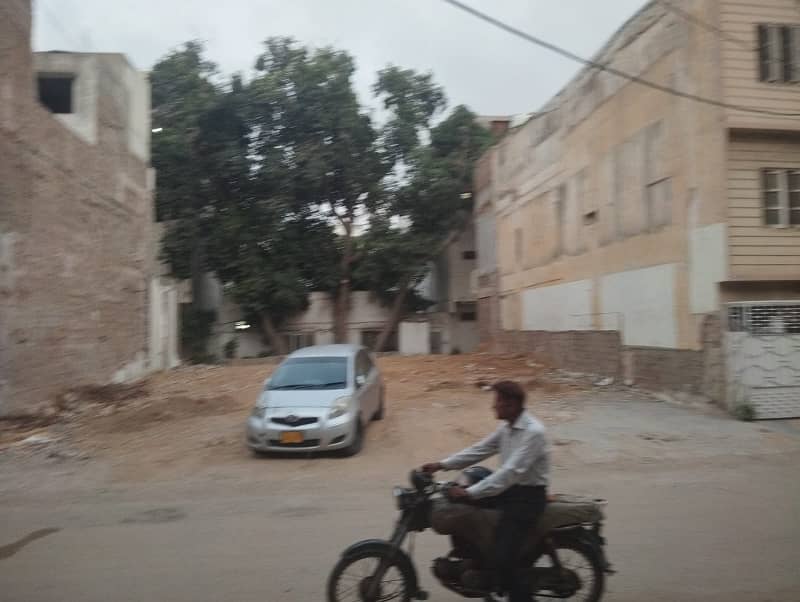 Prime Location House Of 600 Square Yards In Sindhi Muslim Society - Block A For Sale 2