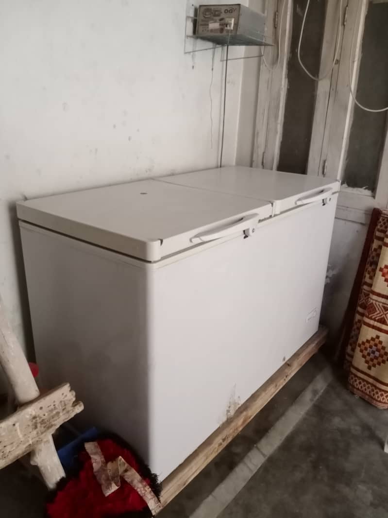 Dawlance - Deep Freezer/Chest Freezer - Double Door 1