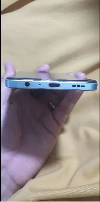 OPPO F21 PRO 5G pta official approved cndtion is zero one hand used 5