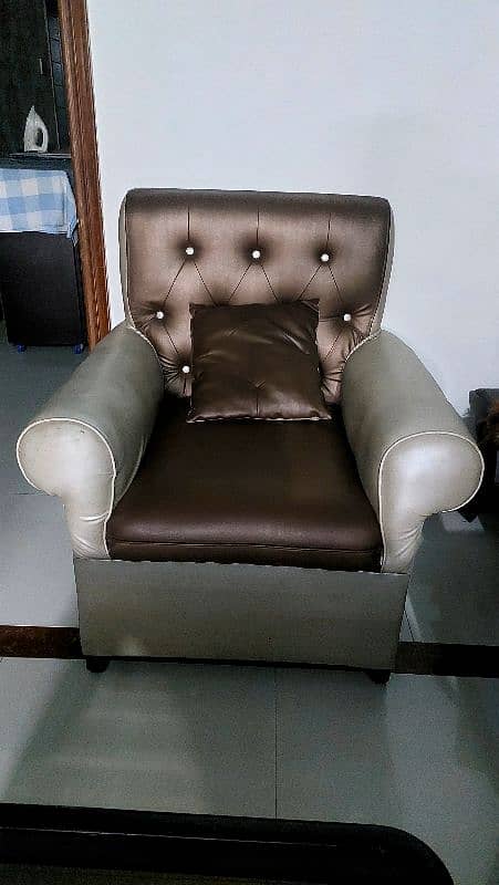 Sofa 5 Seater in Karachi 0