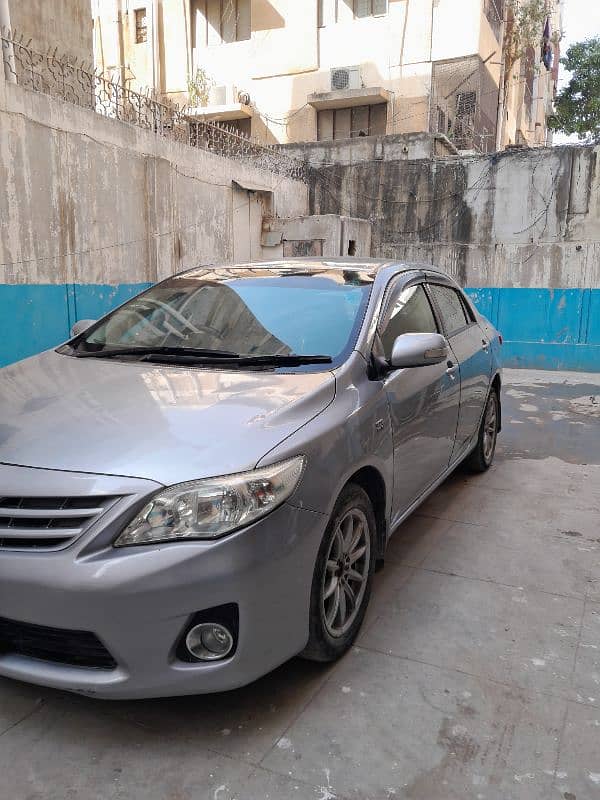 Toyota Corolla GLI 2012 5