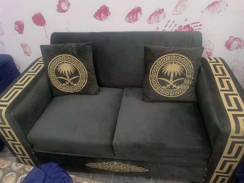 3seeter sofa for sale bilkul new h 0