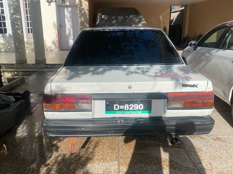 Nissan Sunny 1987 4