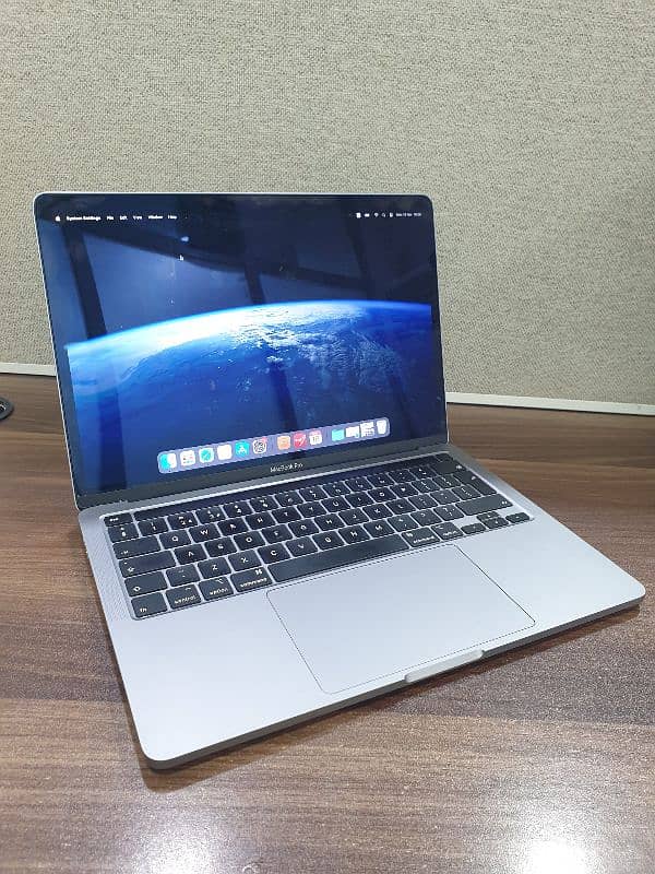 MacBook Pro 2020 i5 8gb 256gb 6