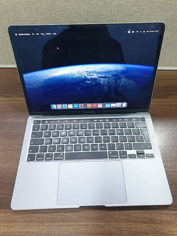 MacBook Pro 2020 i5 8gb 256gb 8