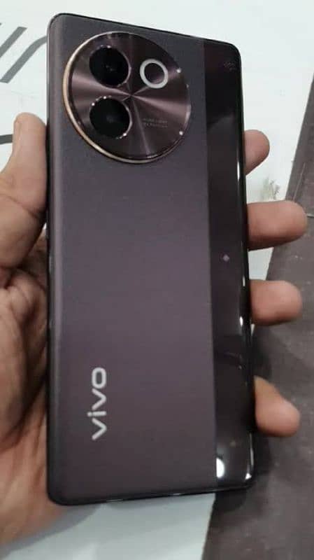 vivo 30e edge 11 manth warranty 8+256ram snapdragon 6 gene 1 2