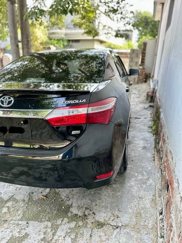 Toyota Corolla XLI 2016 converted into GLI fully automatic Door window 1