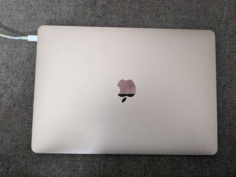 Macbook Air M1 (Screen Broken) 0