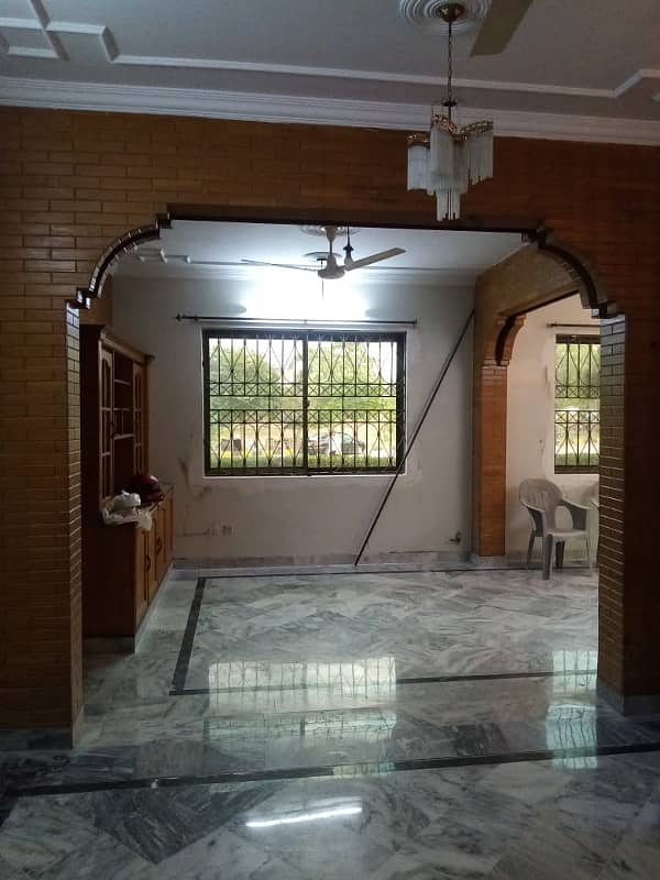 G11 30 - 60 FULL HOUSE FOR RENT NEAR MARKAZ 11