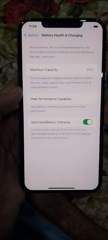 iPhone xsmax 10/10 condition 5