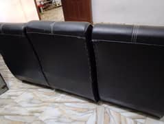 3 seat sofa black colour