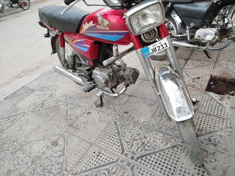 Honda 70 Islamabad Number 2006 model 0