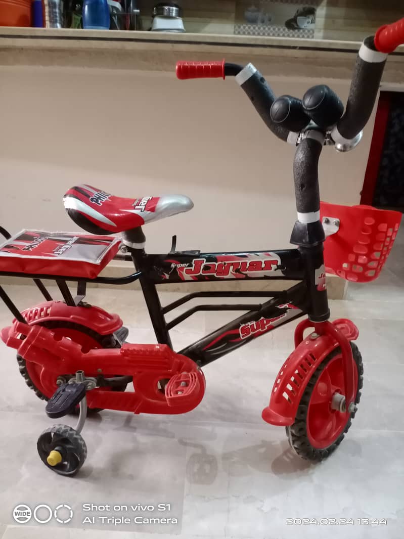 Kids Bicycle - Red -  4 to 10 years old children 1