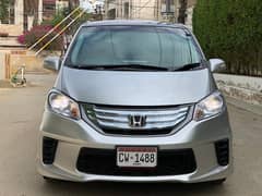 Honda Freed 2012