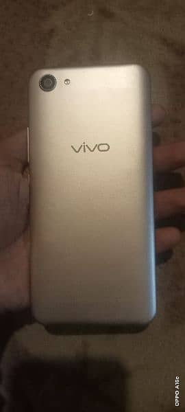 Vivo y81s 0