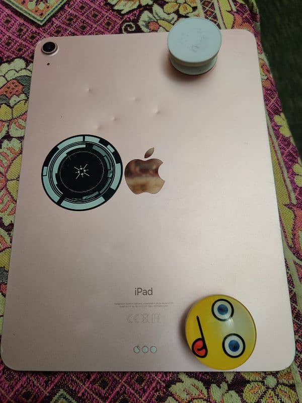 ipad Air 4th Generation . 64 GB . .  best for PUBG . 1