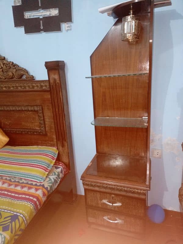 Bedroom Furniture Set Complete For Sale 4