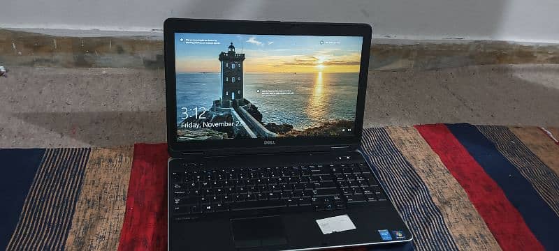 DELL LATITUDE E6540 0