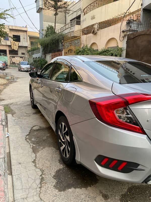 Honda Civic VTi Oriel Prosmatec 2019 4