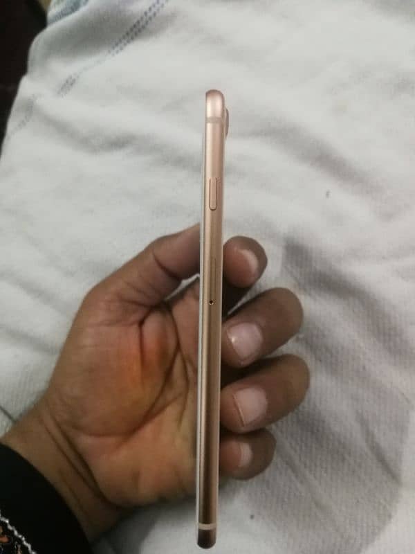 I Phone 8 plus 1