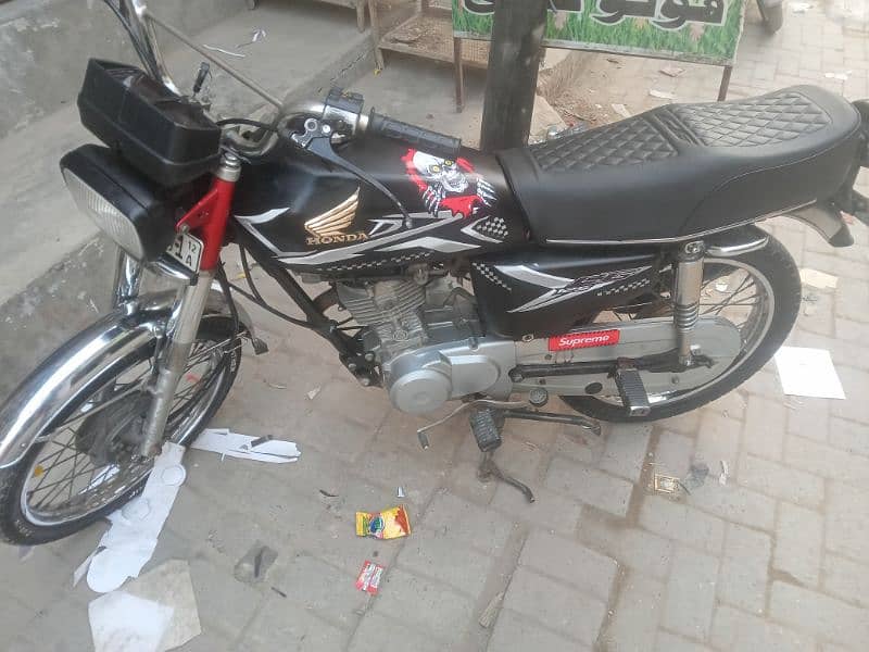 Honda 125 201 model all ok 4