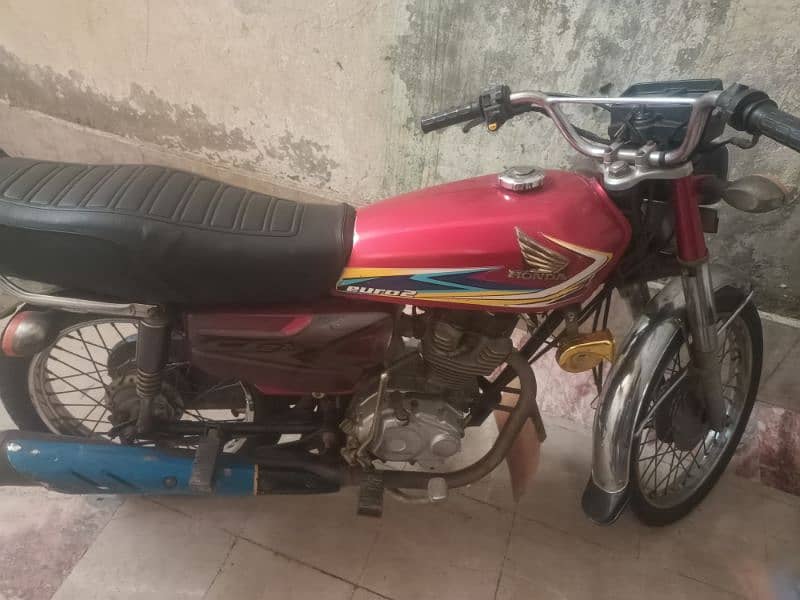 Honda 125 bike 0