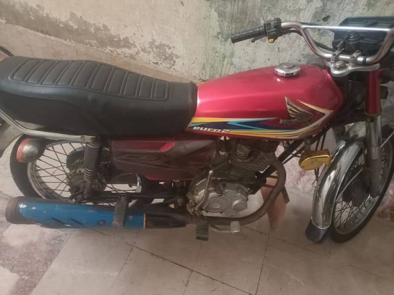 Honda 125 bike 1