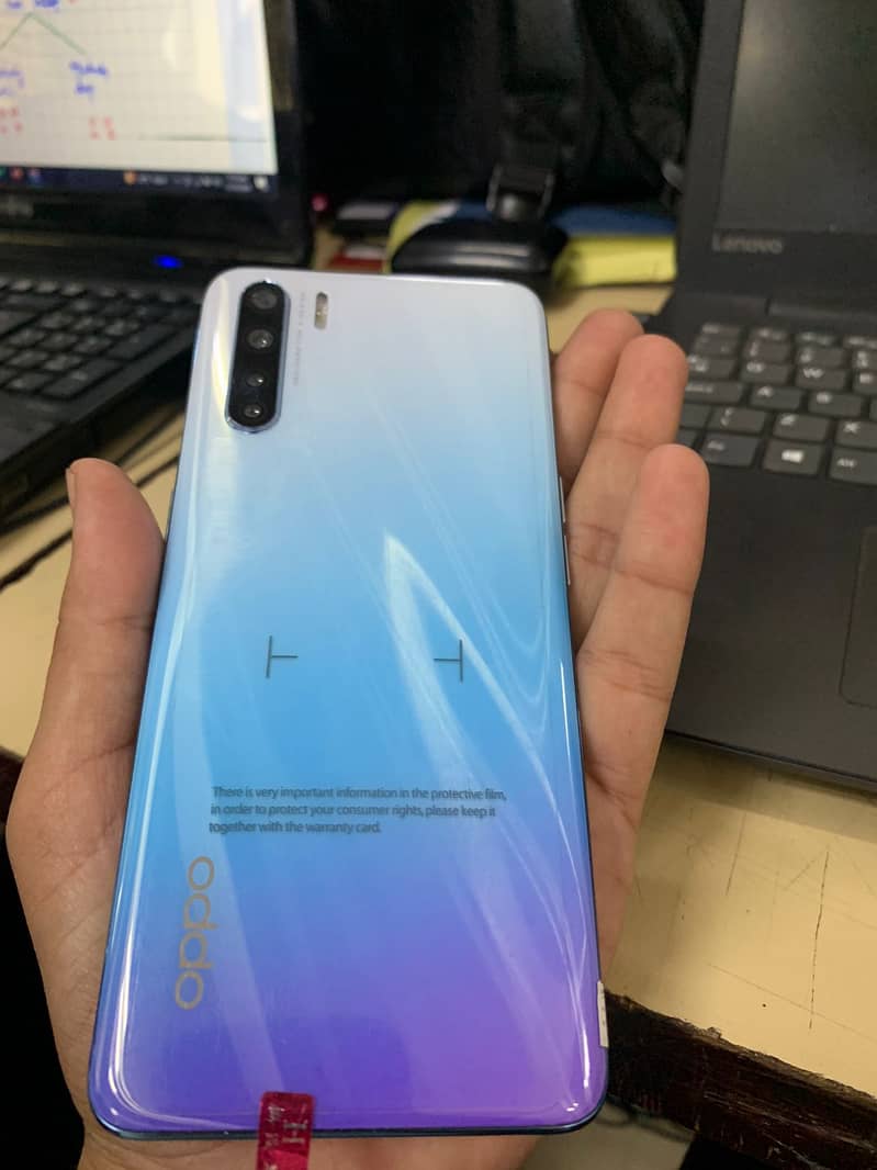 Oppo f15 8/128 4