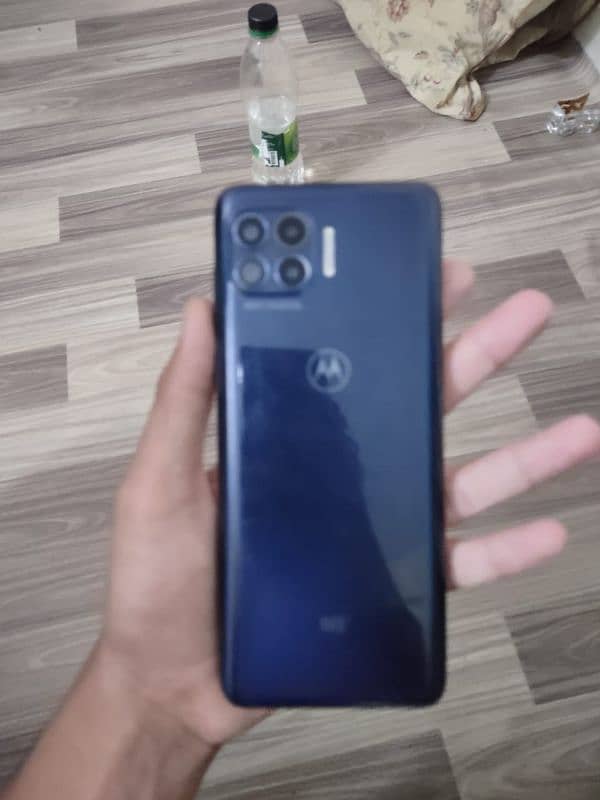 moto one 5g 1