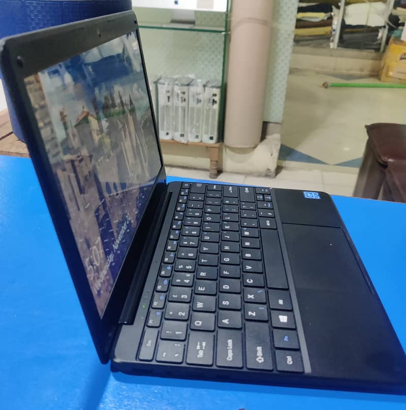 GeoBook 1E 8th Gen Intel Celeron N3450 Laptop 3