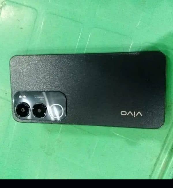 vivo y19s 6/128 black colour just box open 1