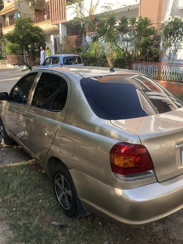 Toyota Platz 2005 2