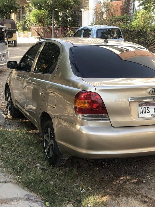 Toyota Platz 2005 5