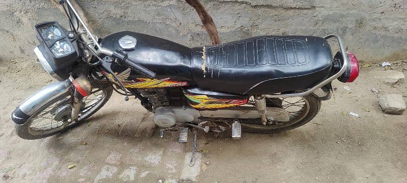 honda 125 black colour for sale all documents available 0