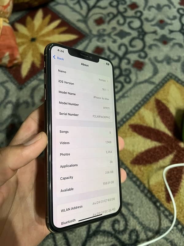 iPhone xsmax 256gb pta proved 5