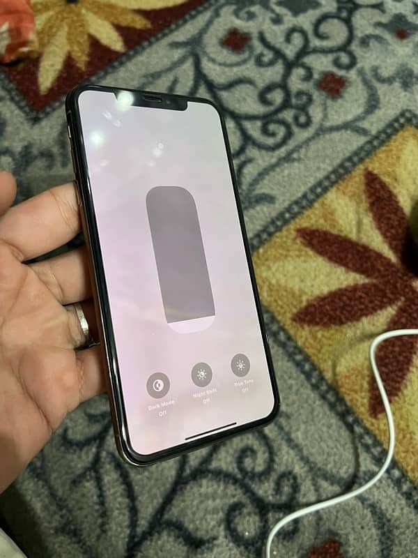 iPhone xsmax 256gb pta proved 7