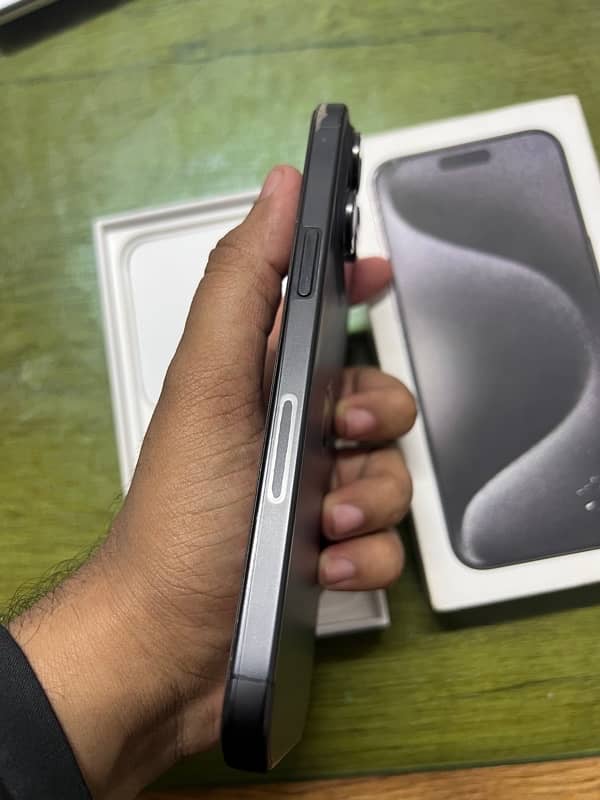 IPHONE 15 Pro Max 512GB LLA NON PTA 3