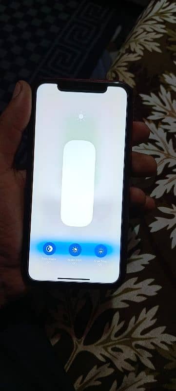 i phone xr 128GB Non pta BH100% 6