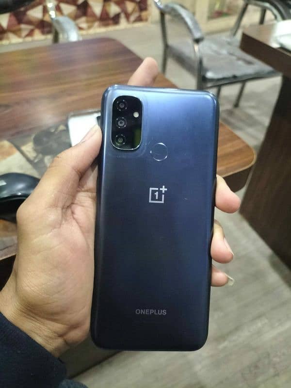 OnePlus Nord n100 4/64 1