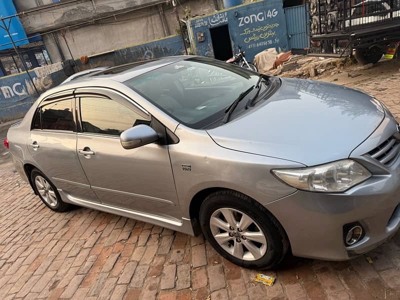 Toyota Corolla Altis 2012 1