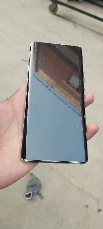 Tecno spark 20 pro plus+ 3