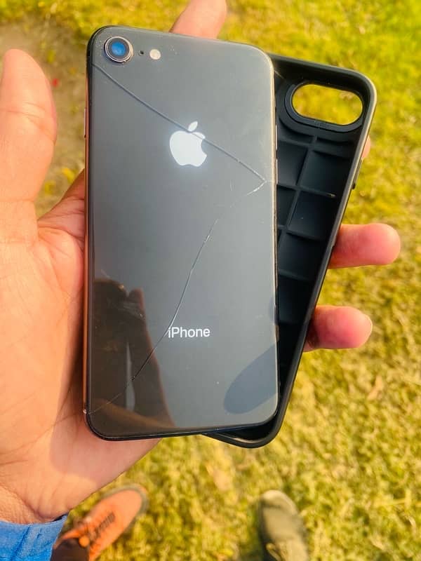 iPhone 8 pta 0