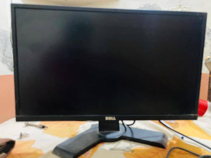 Dell LCD 22 inch black color 0